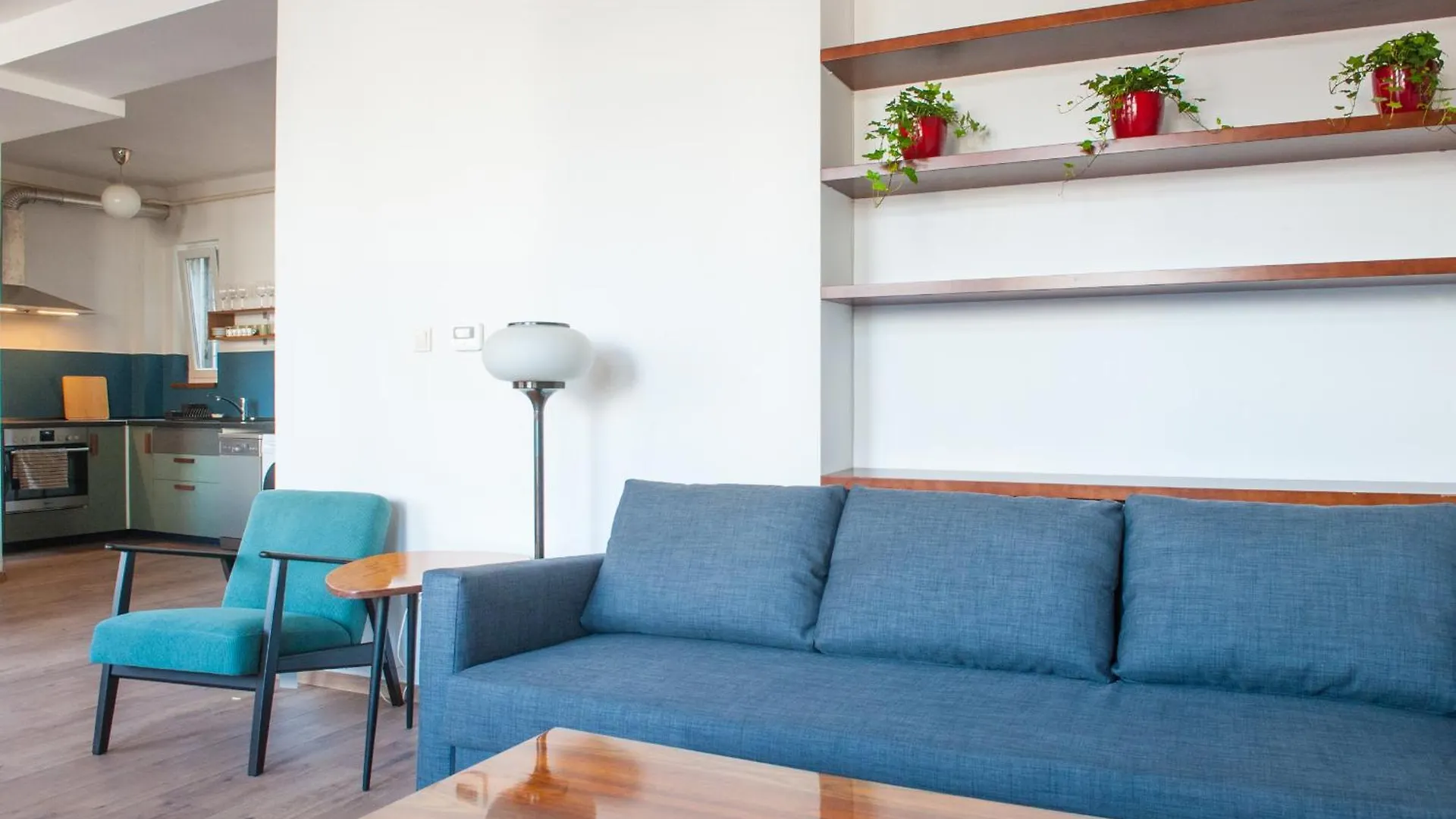 Spacious 2 Story Loft W Balcony Near Opera, Andrassy Budapeşte Daire